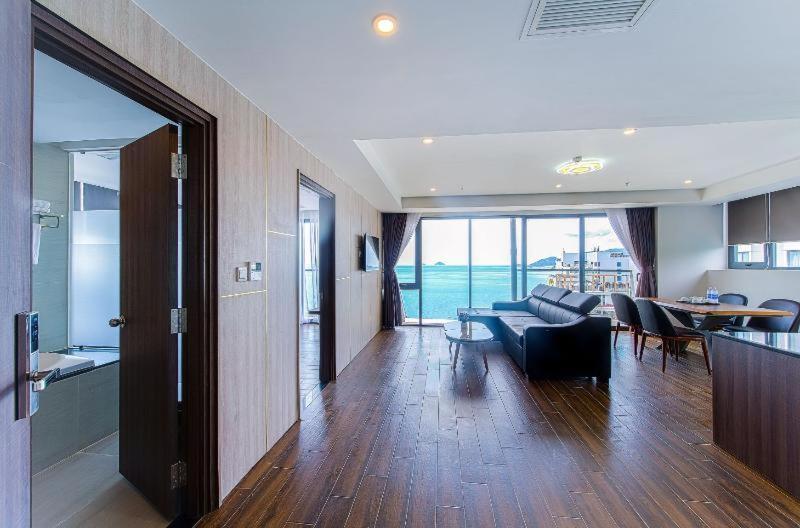 Atlantic Nha Trang Hotel Rom bilde